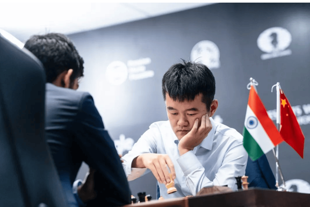 【国际象棋男子世界冠军赛】第八盘，丁立人一波三折收获平局