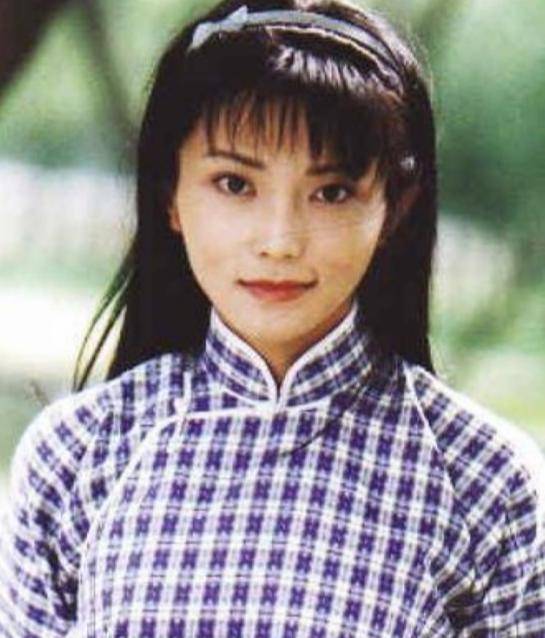 李钰：因癌症去世，男友汪雨已经结婚生子，只有母亲还记得她！