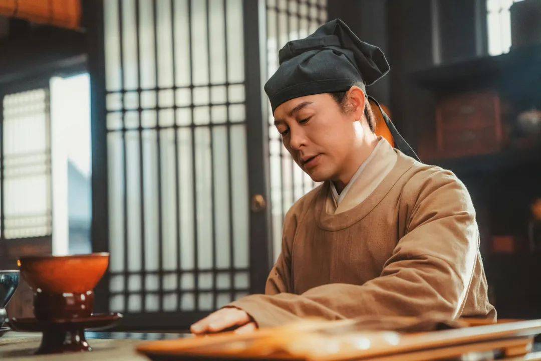 凭《狂飙》爆红、新剧却被吐槽“演技不行”？知名男演员回应！