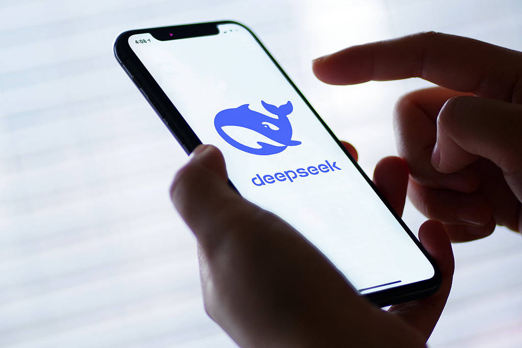 百度宣布：全面接入DeepSeek，免费使用！微信也接入了