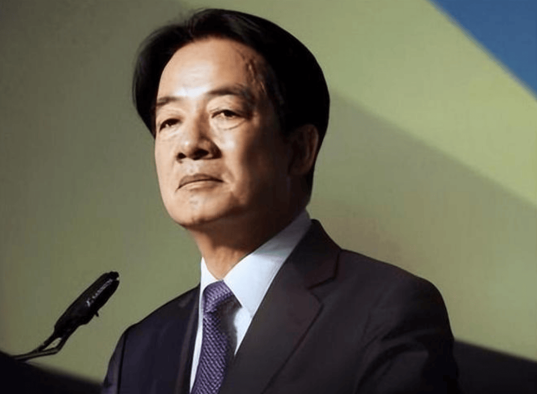 台海引发新爆点！美国对台政策微调引误解，王毅重话震慑美方，赖清德幻想破灭！