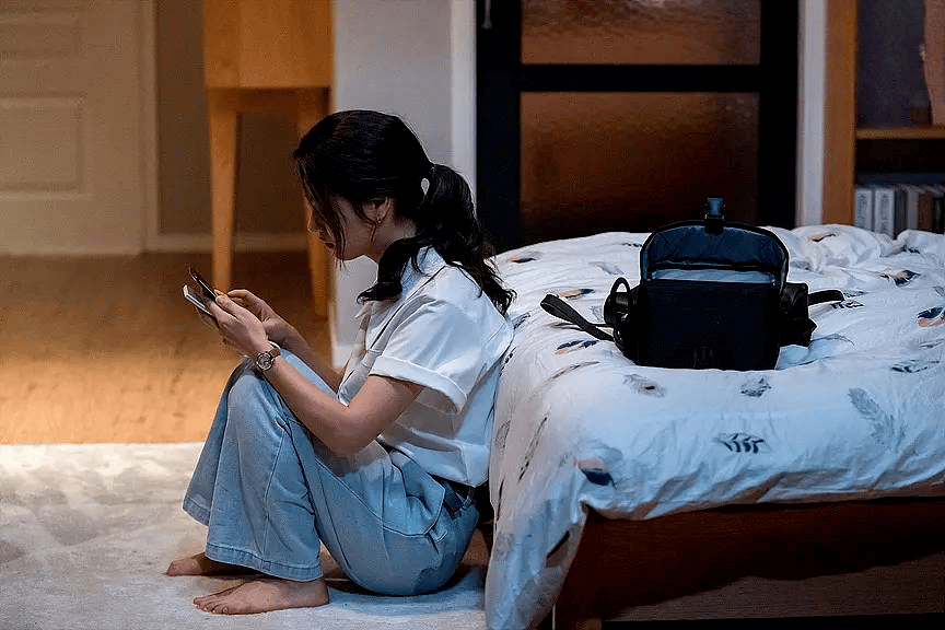 北大毕业后，我在演艺圈挨打