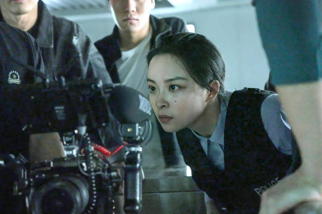 北大毕业后，我在演艺圈挨打