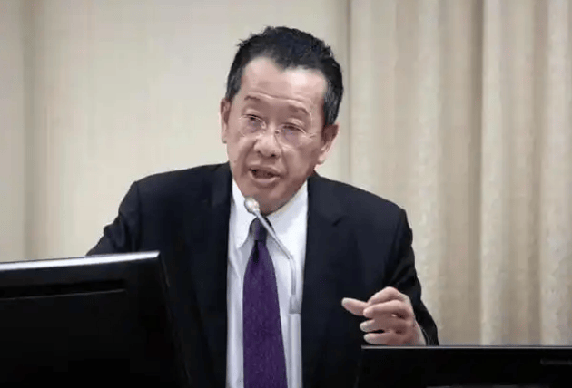 不能再等了！解放军战舰战机进入台海，行动又快又稳！台军慌了