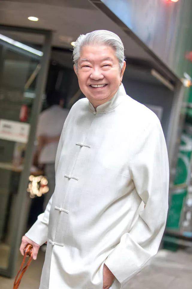84岁蔡澜被曝病危？本人深夜回应